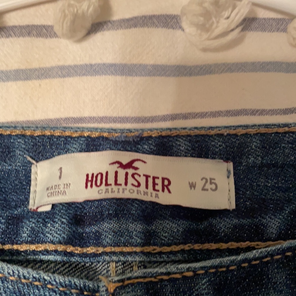 Jeans - Picture 3 of 4